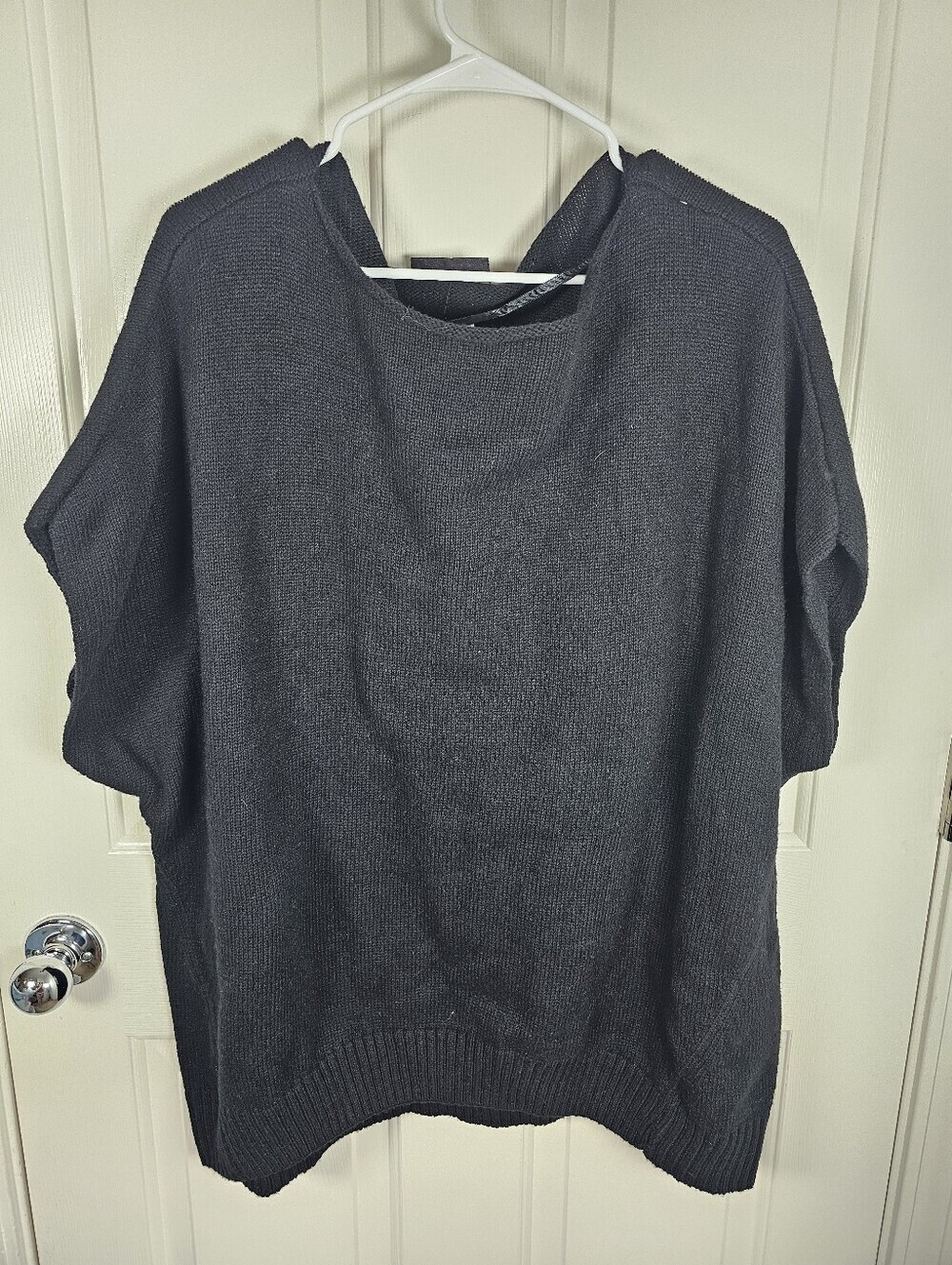 Lane Bryant NWT short-sleeve dolman Black knit top Size 22/24 - Picture 2 of 7